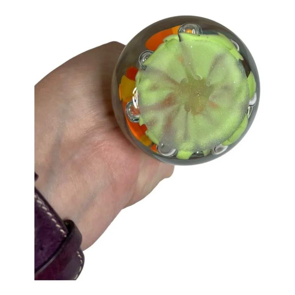Blown Glass Flower Vase‎